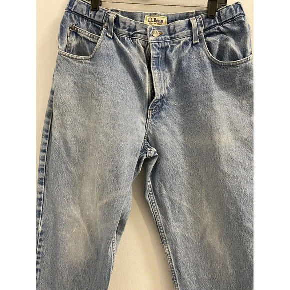 LL BEAN MEN COMFORT WAIST JEAN 35/30 SIMPLE BASIC JEAN GREAT CONDITION - Picture 2 of 12